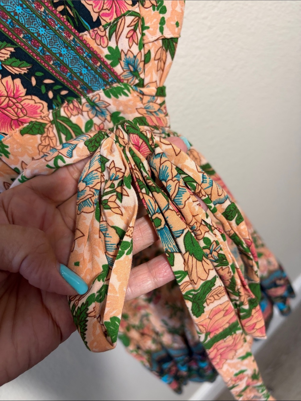 Floral V-Neck Mini Dress in Peach with Blue Accents - Picture 4 of 7